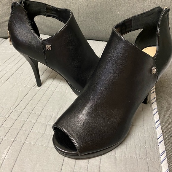 dkny peep toe booties